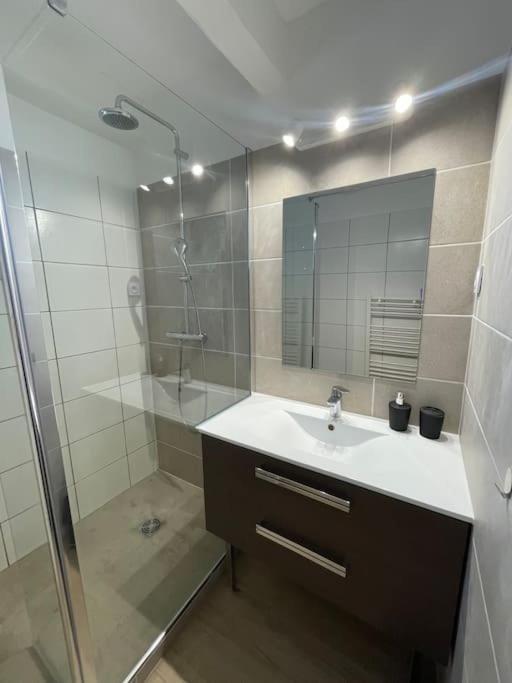 Apt Neuf A 1 Min De La Mer A Sausset Ngoại thất bức ảnh